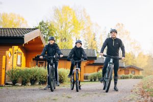 Cykel utanför Billingens stugby & camping